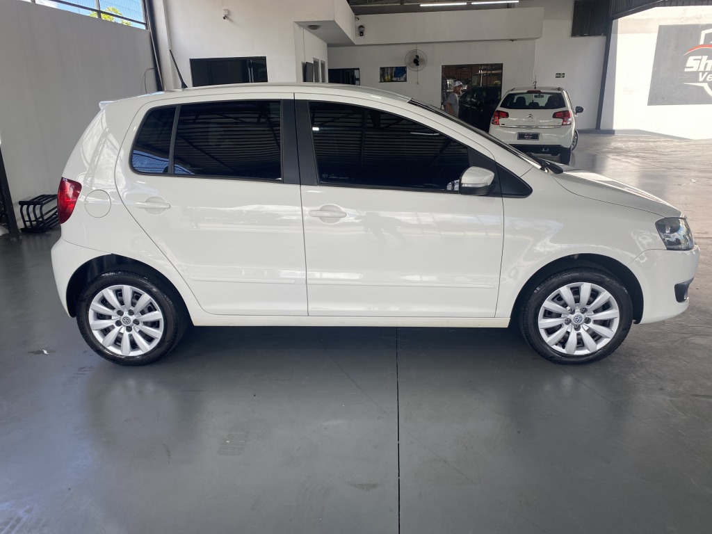 Volkswagen Fox 1.0 Mi Total Flex 8V 3P - foto 4
