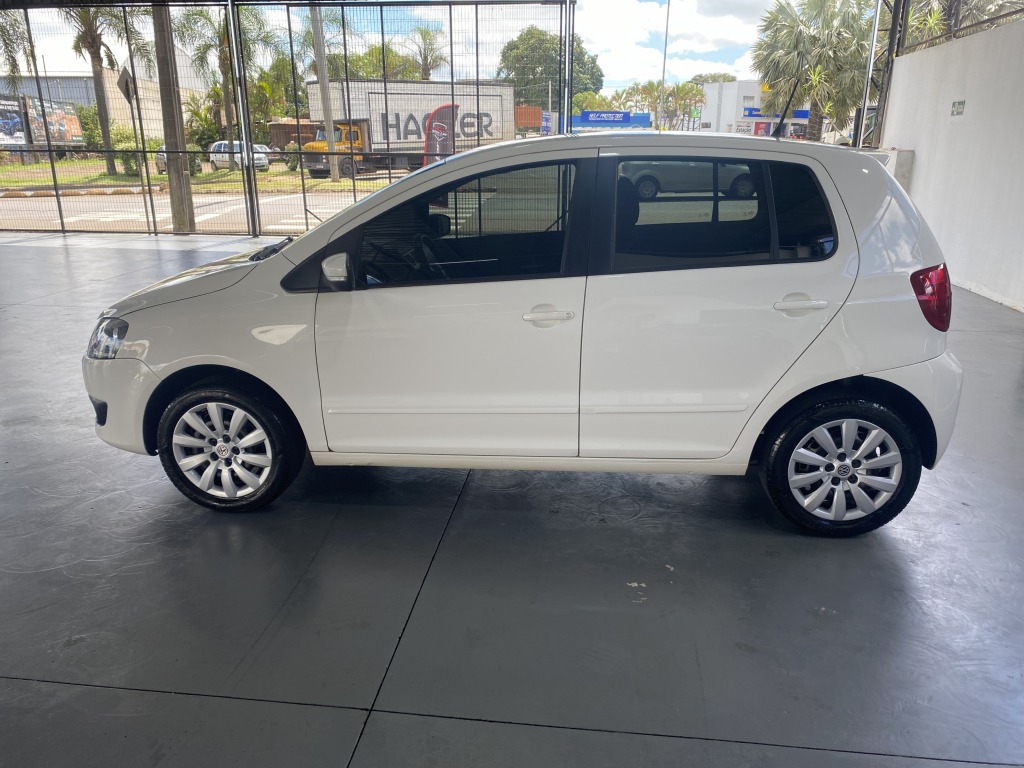 Volkswagen Fox 1.0 Mi Total Flex 8V 3P - foto 8