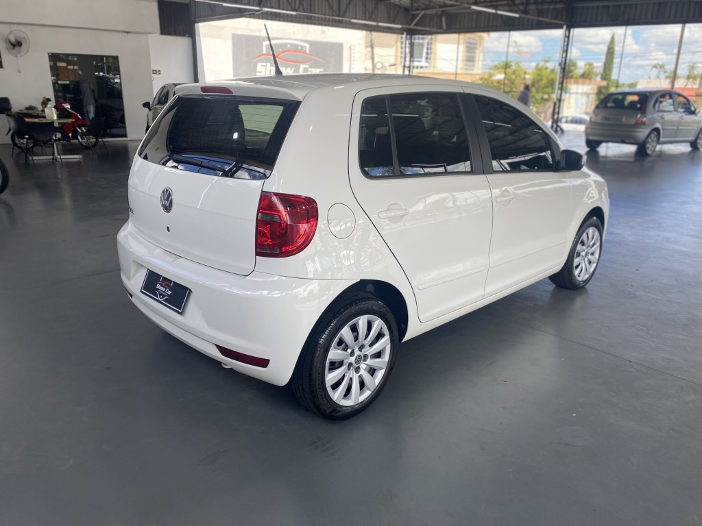 Volkswagen Fox 1.0 Mi Total Flex 8V 3P - foto 5