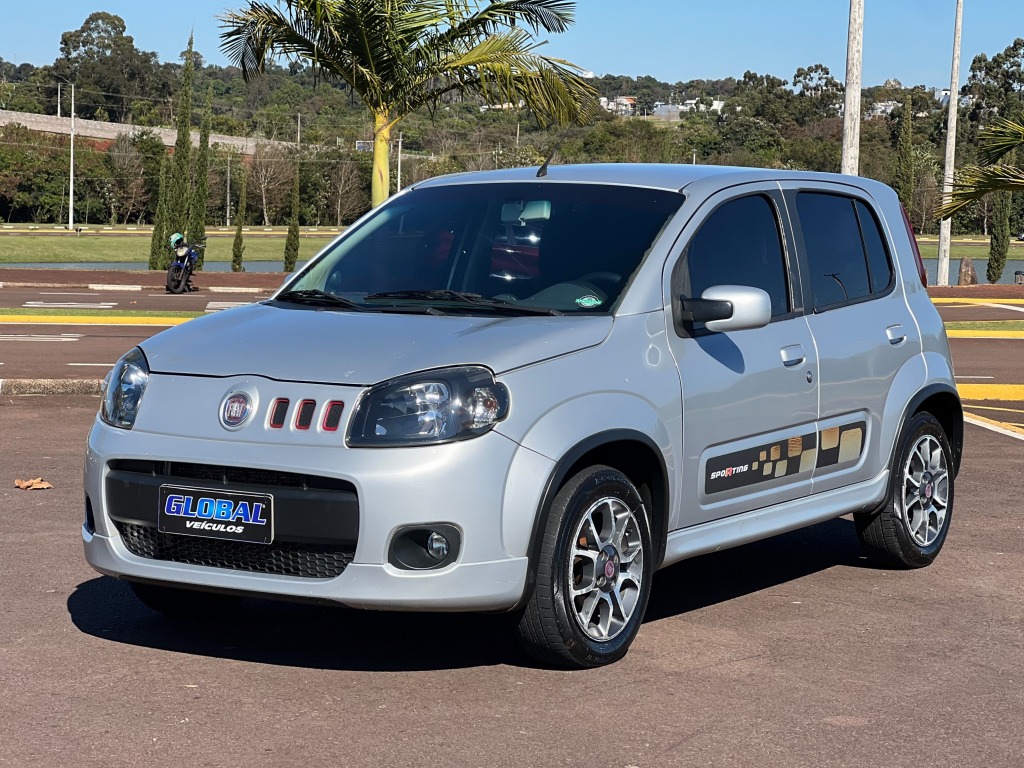 Fiat Uno Sporting 1.4 Evo Fire Flex 8V 4P - foto 2