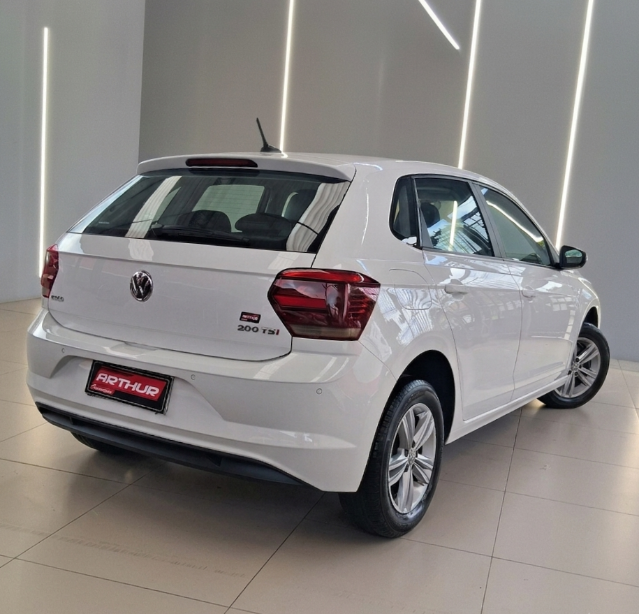 Volkswagen Polo 1.0 170 TSI Comfortline Automático - foto 2