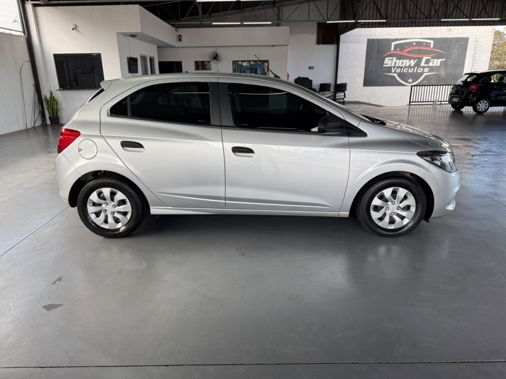 Chevrolet Onix 1.0 Flex - foto 5