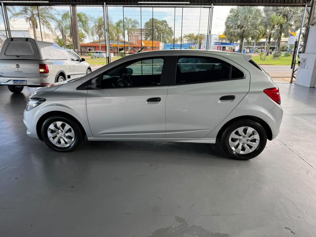 Chevrolet Onix 1.0 Flex - foto 4