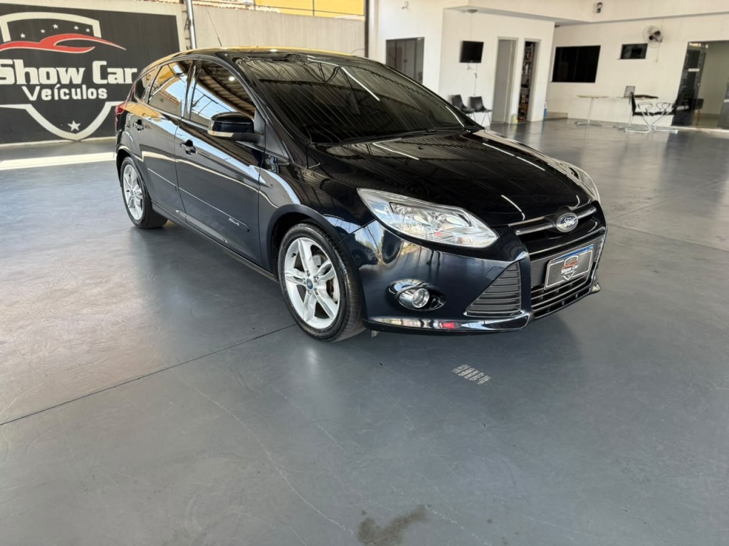 Ford Focus Hatch Se 2.0 16V Powershift - foto 5