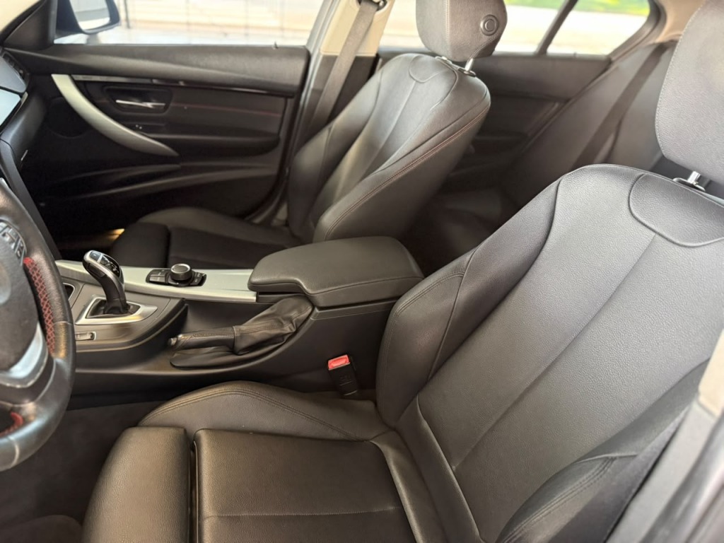 BMW 320i 2.0 Automático - foto 12