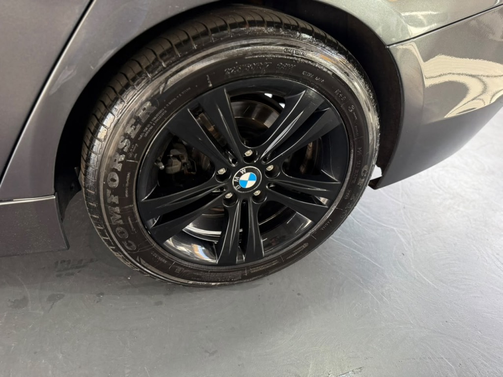 BMW 320i 2.0 Automático - foto 11