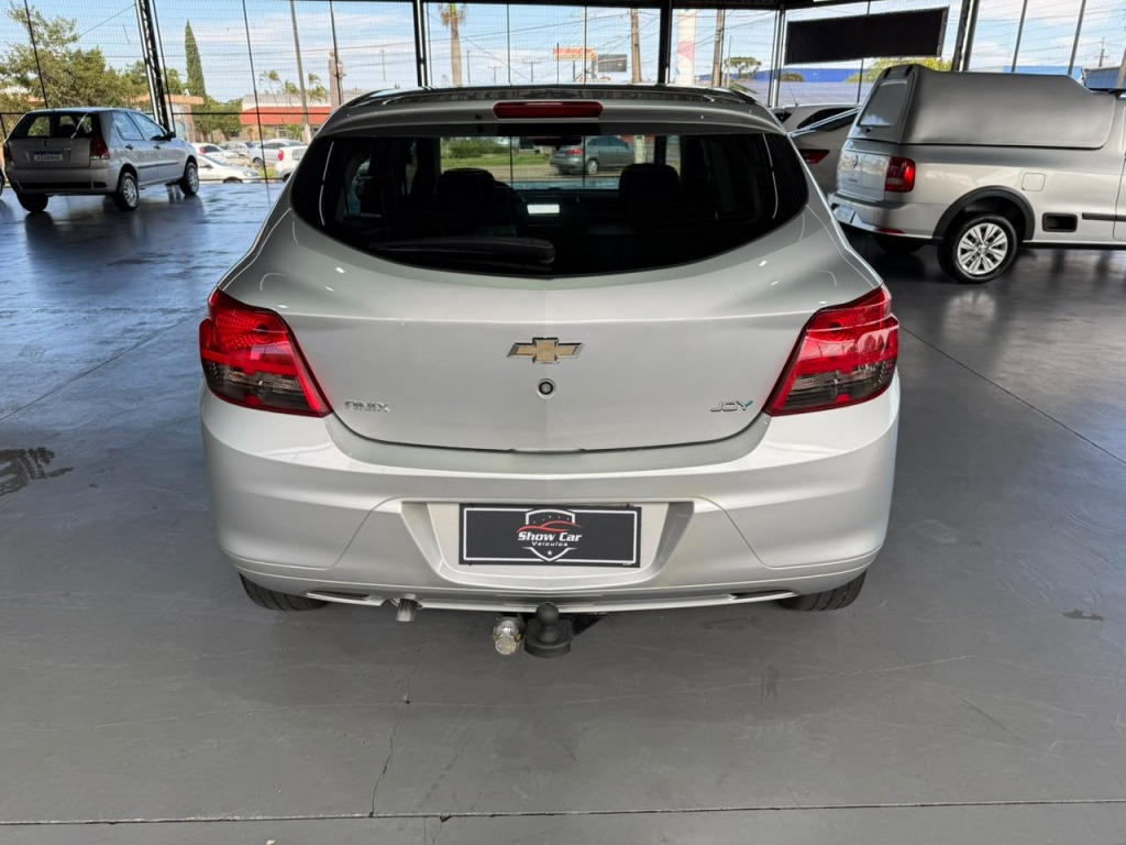 Chevrolet Onix 1.0 Flex - foto 7