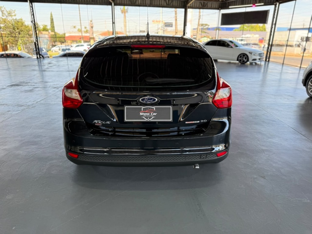 Ford Focus Hatch Se 2.0 16V Powershift - foto 6