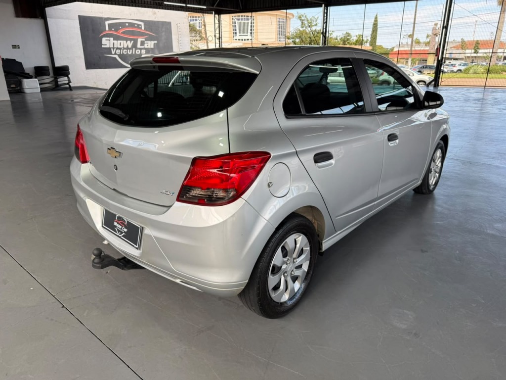 Chevrolet Onix 1.0 Flex - foto 6
