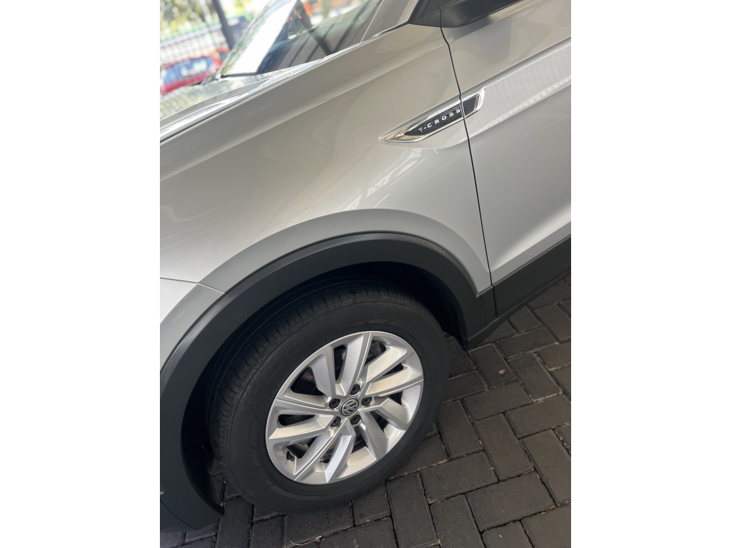 Volkswagen T-Cross 1.0 200 TSI Sense Automático - foto 7