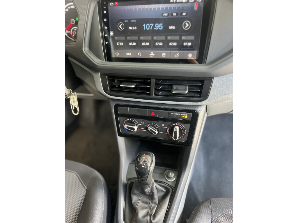 Volkswagen T-Cross 1.0 200 TSI Sense Automático - foto 4
