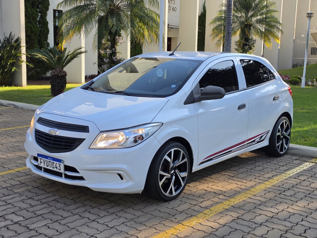 Chevrolet Onix 1.0 Joy - foto 2