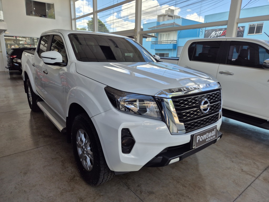 Nissan Frontier 23 Cd Se 4X4 4wd Automático - foto 2