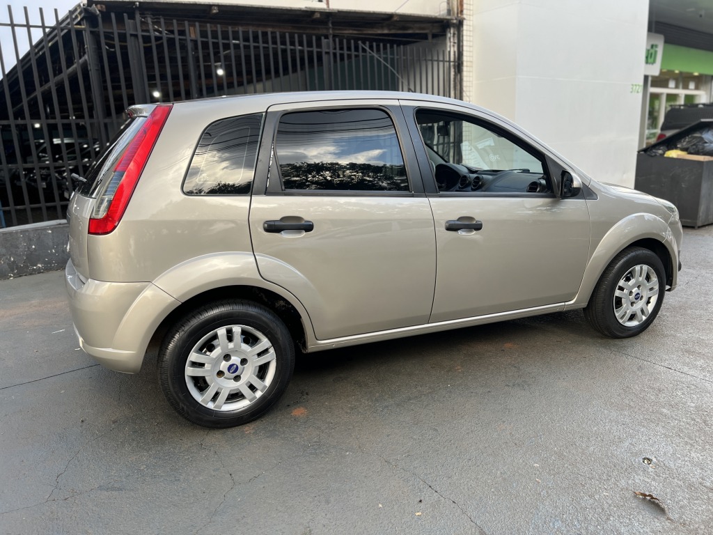 Ford Fiesta 2012 à venda